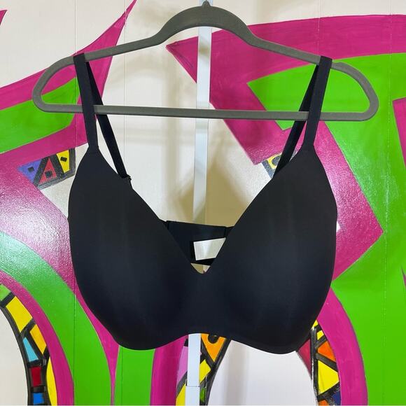 NWT Knix, Wingwoman Contour Bra. Size 8+ (40D, 42D, 40DD, 42DD, 40E) - Picture 1 of 9